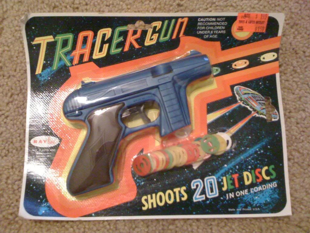 TracerToyDiscGun.jpg