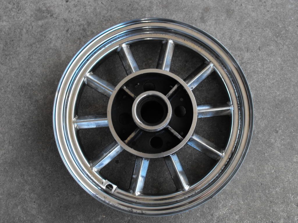 Invader 10 Spoke Wheel The Jockey Journal Board