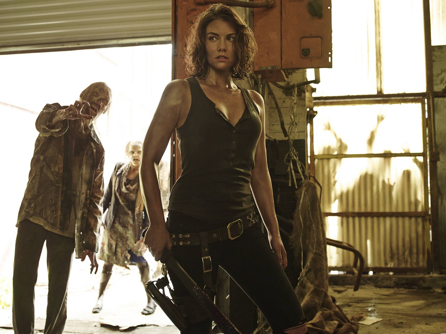 185647576-75863-the-walking-dead-maggie.jpg