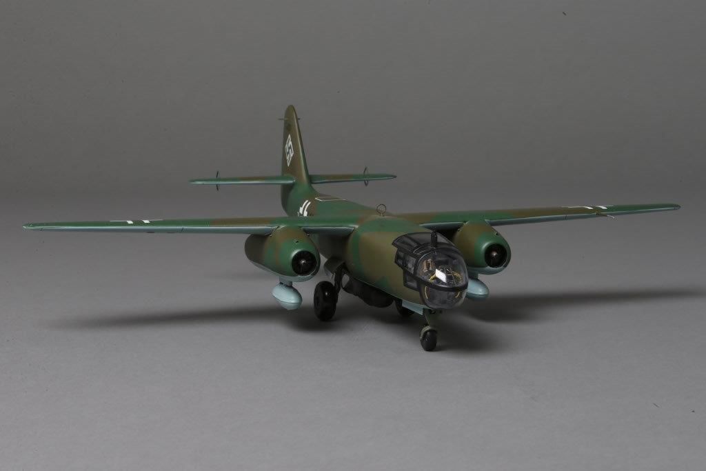 Arado%20front%20right.jpg